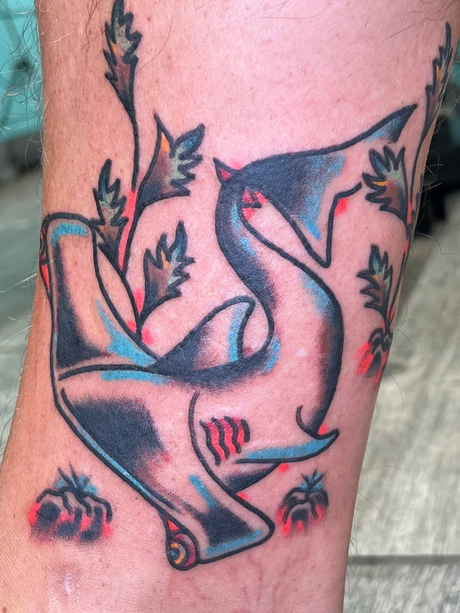 Hammerhead shark with seaweed on the lower leg, American Traditional tattoo by Chris at Diamond Mind Tattoo, Buzzards Bay